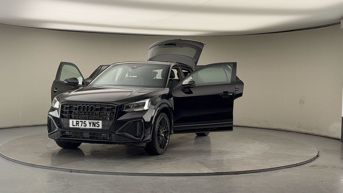 More views of Audi Q2