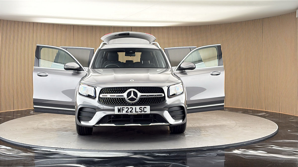 More views of Mercedes-Benz GLB