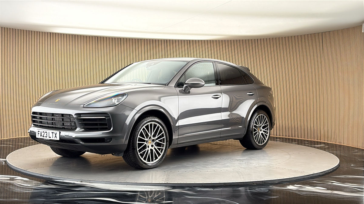 Porsche Cayenne Image 20