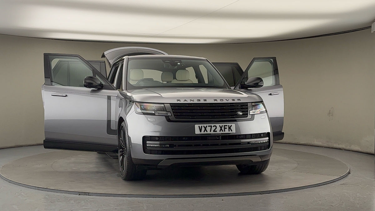 More views of Land Rover Range Rover