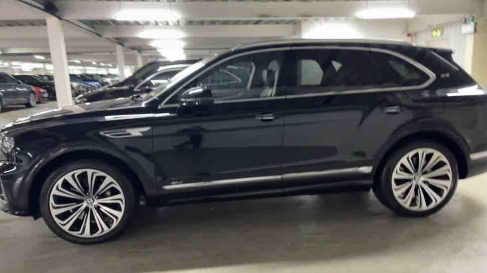More views of Bentley Bentayga