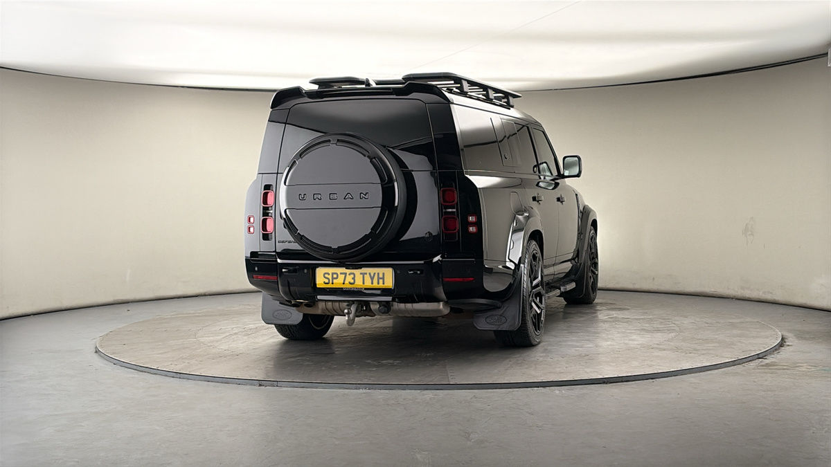 More views of Land Rover Defender 130