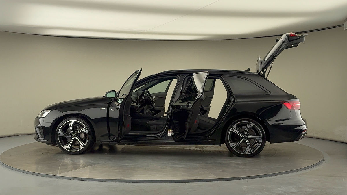 More views of Audi A4 Avant