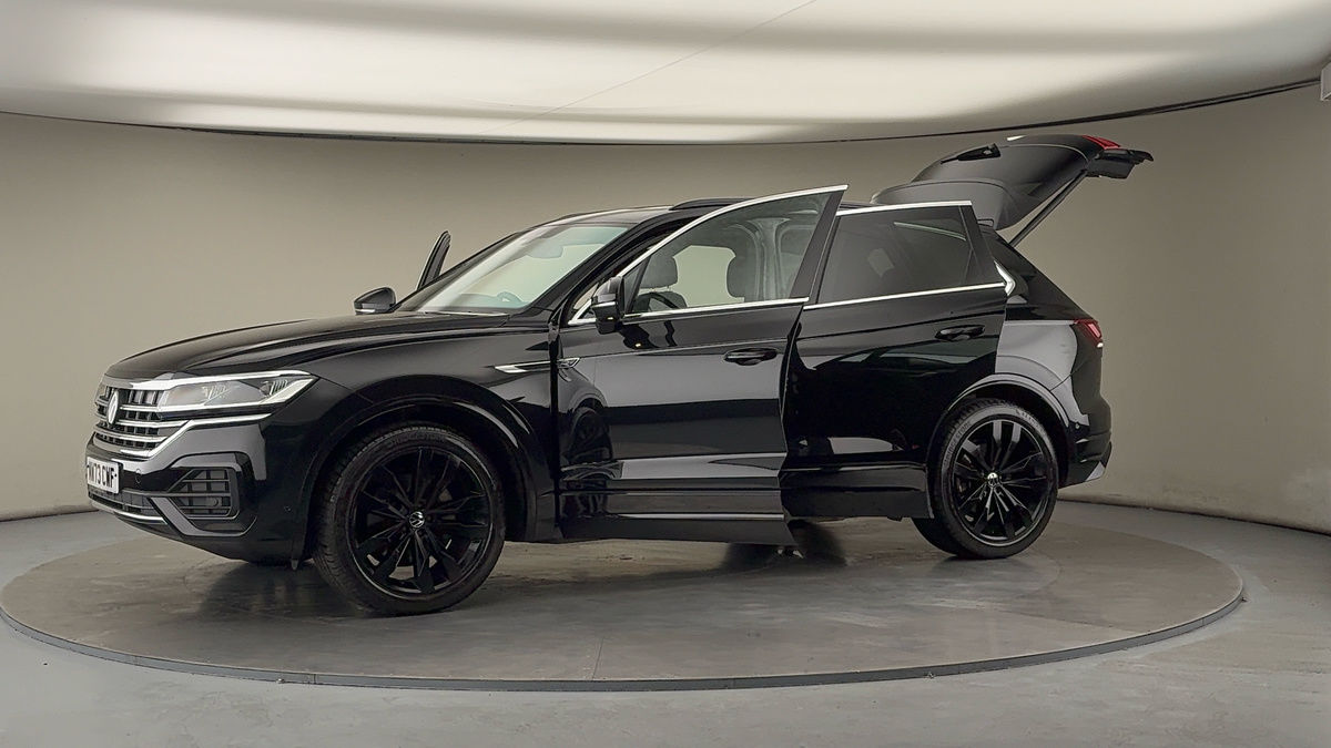 More views of Volkswagen Touareg