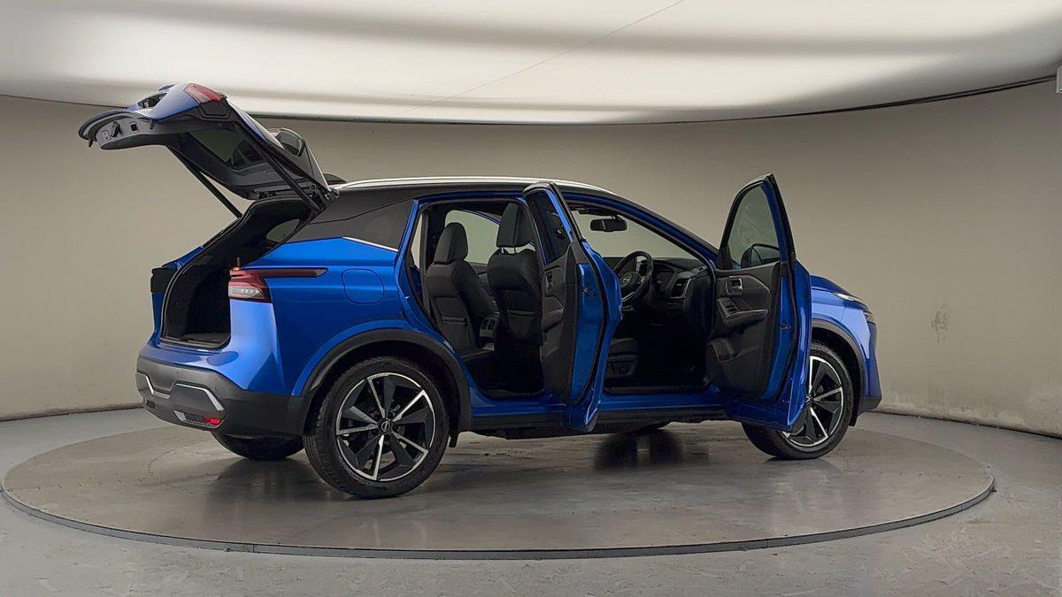 More views of Nissan Qashqai