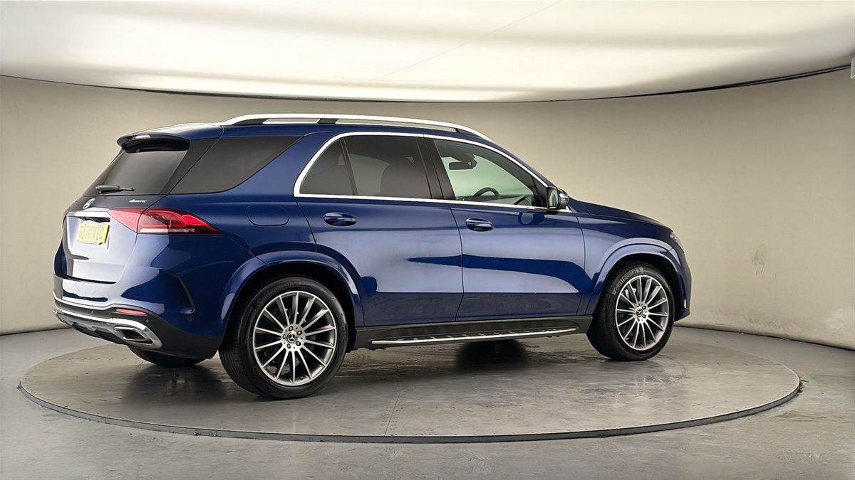 More views of Mercedes-Benz GLE