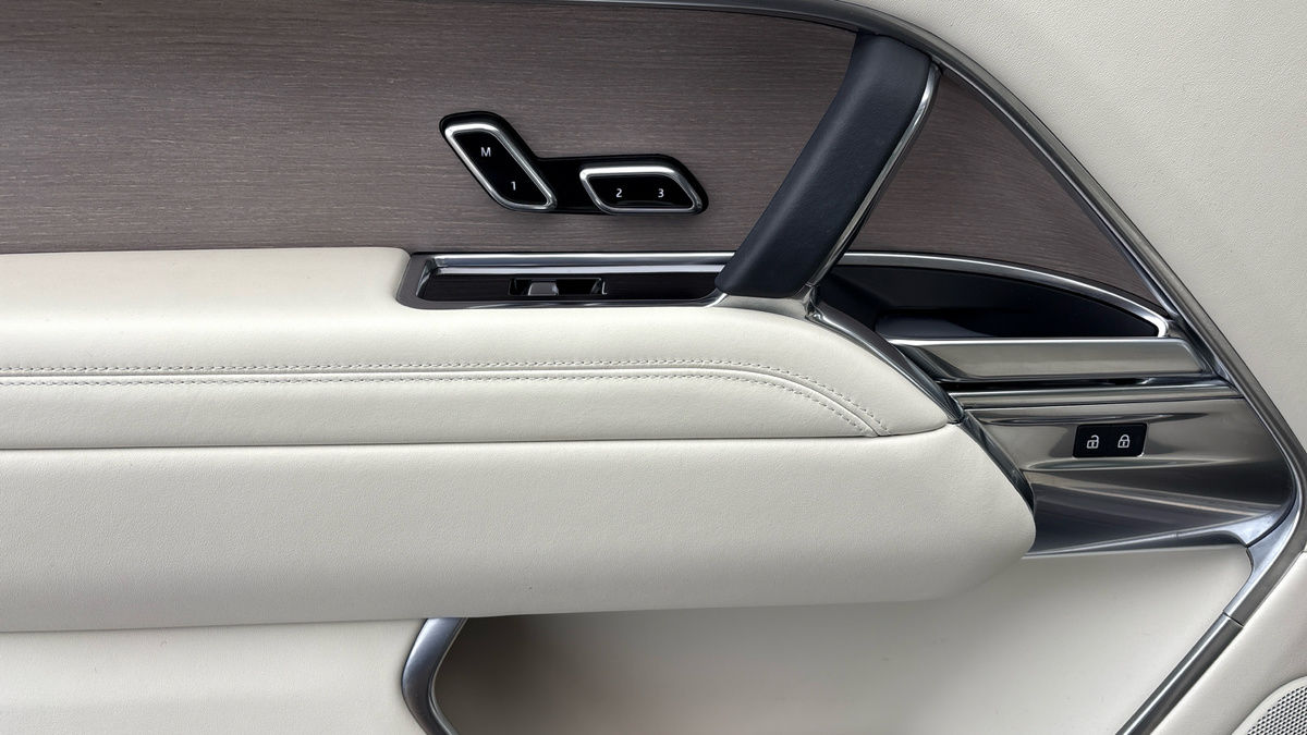 Land Rover Range Rover Image 19