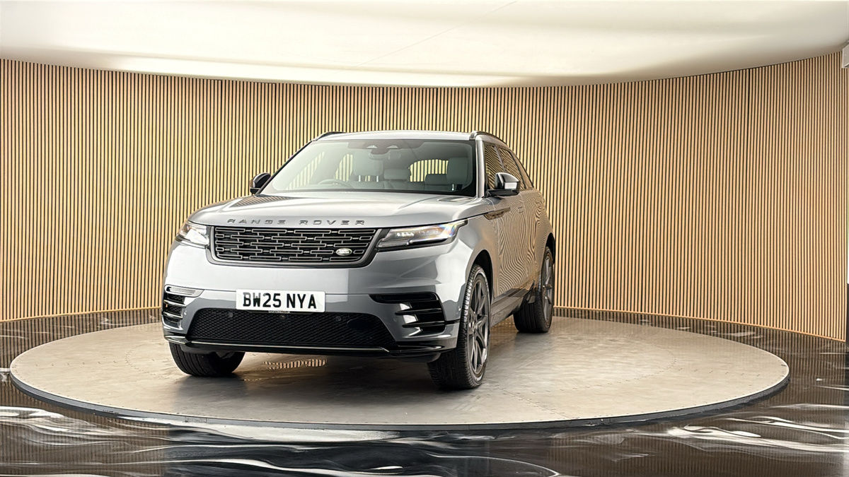 More views of Land Rover Range Rover Velar