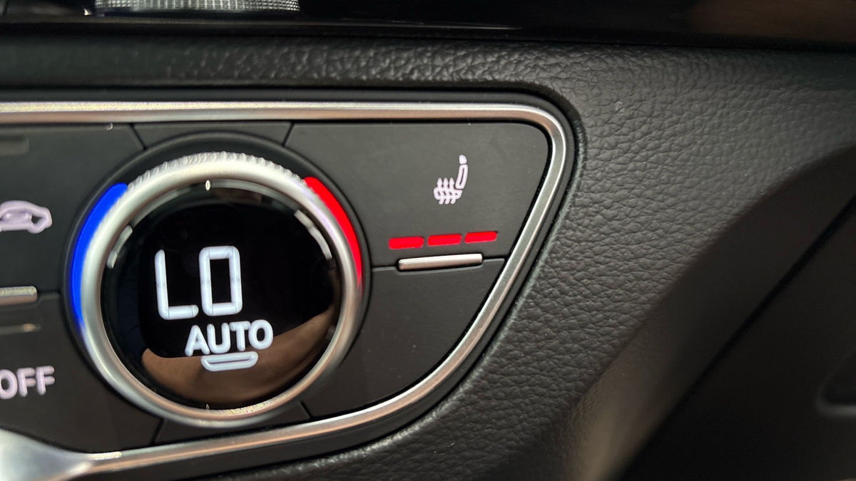 More views of Audi Q5