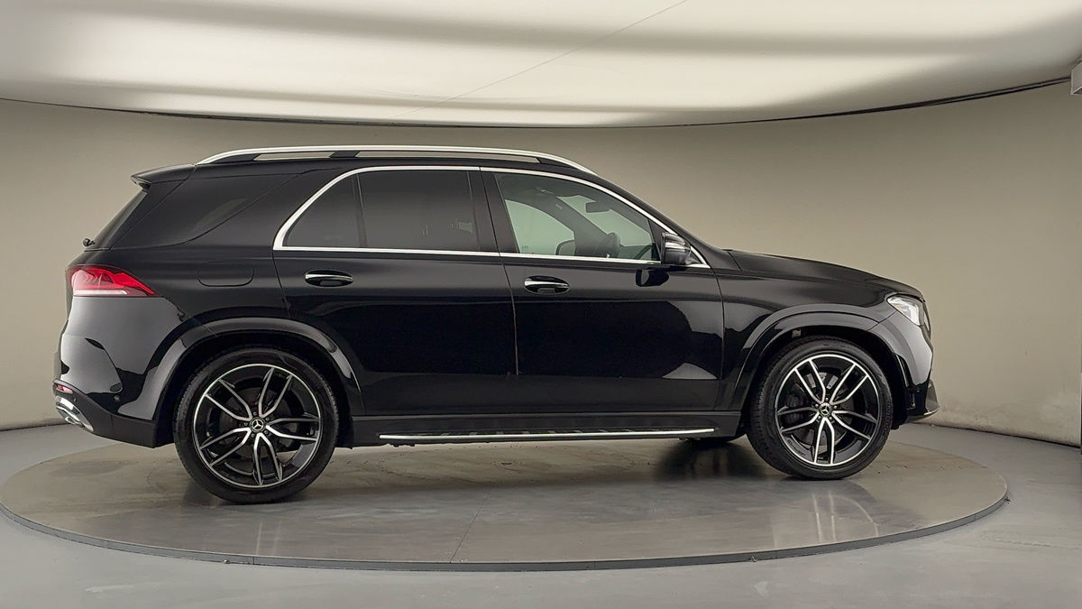 More views of Mercedes-Benz GLE