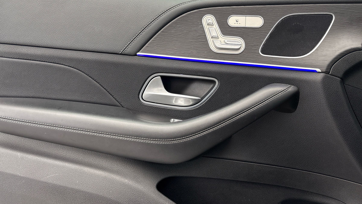 Mercedes-Benz GLE Image 19