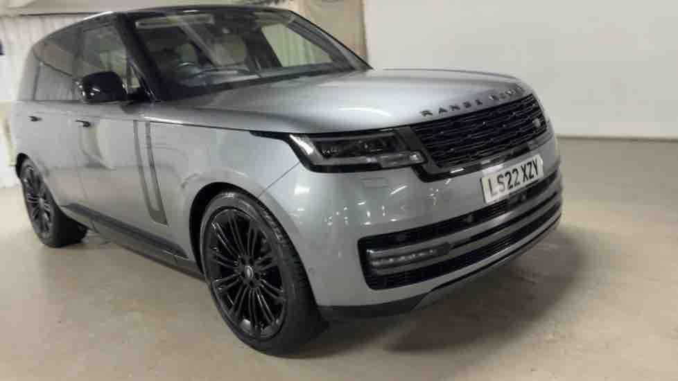 More views of Land Rover Range Rover