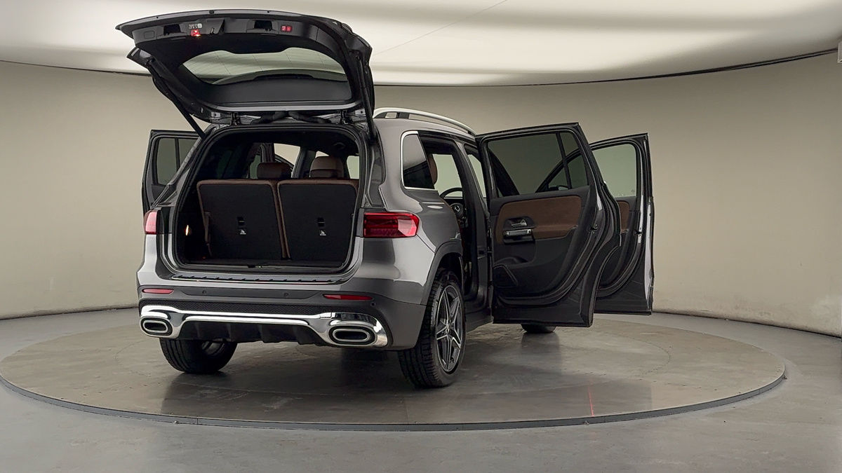 More views of Mercedes-Benz GLB