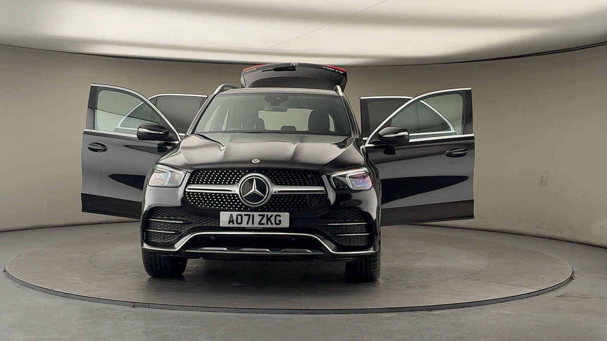 More views of Mercedes-Benz GLE