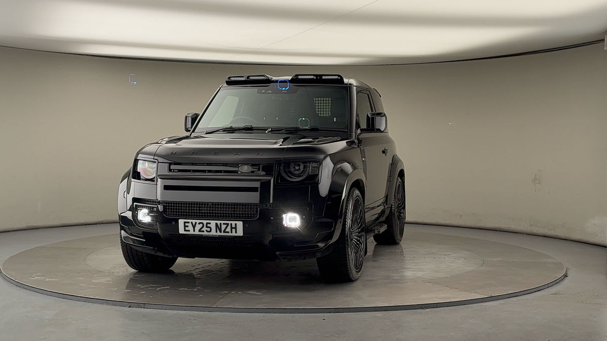 More views of Land Rover Defender 90