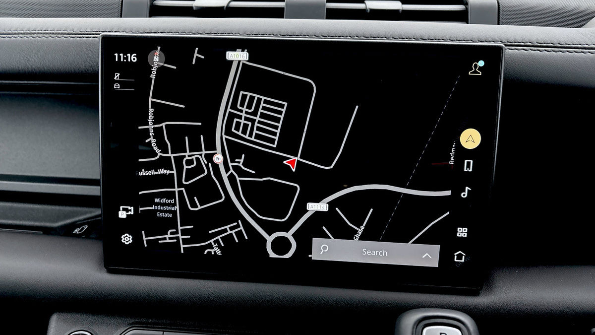 Land Rover Defender 110 Urban Image 17