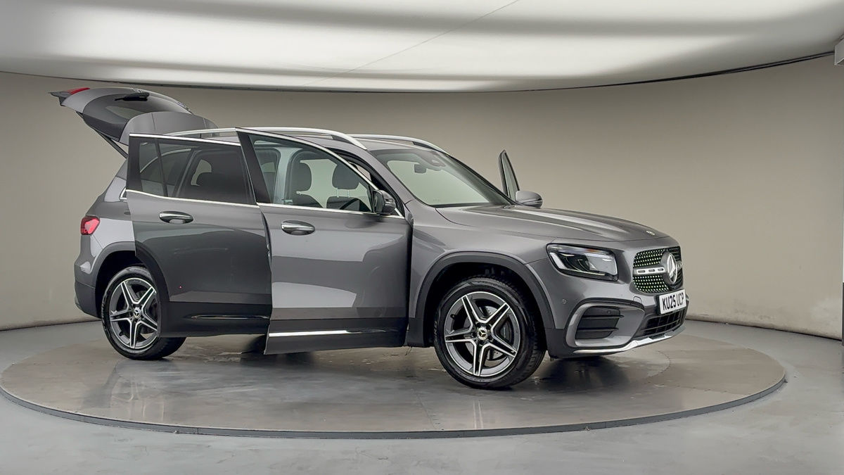 More views of Mercedes-Benz GLB