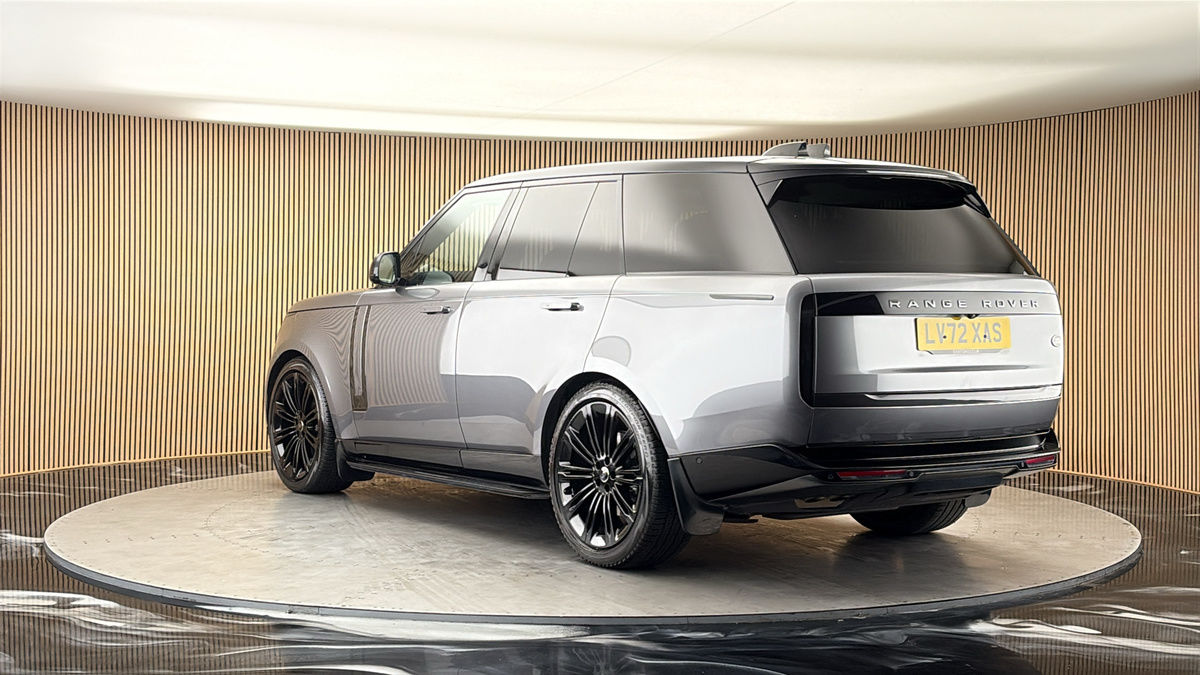 Land Rover Range Rover Image 2