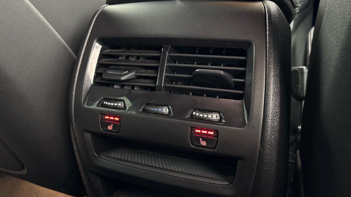 BMW X5 Image 25