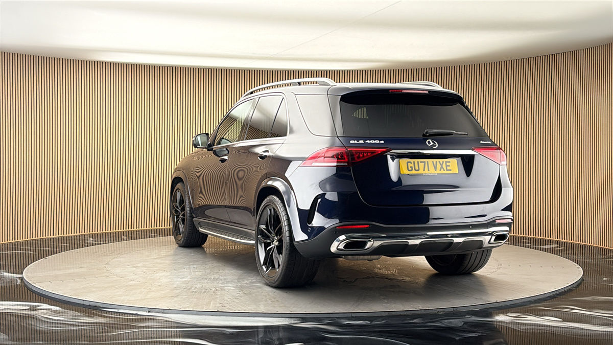 More views of Mercedes-Benz GLE