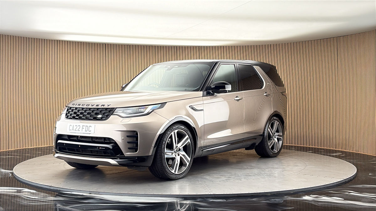 More views of Land Rover Discovery