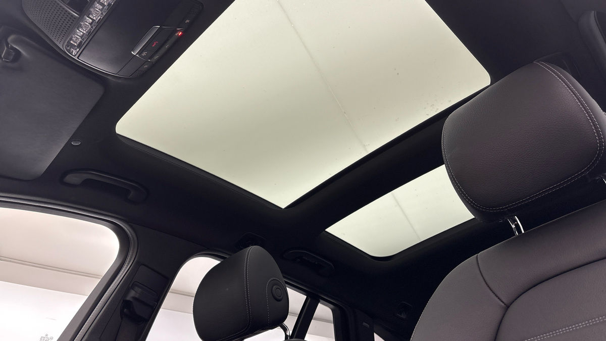 Mercedes-Benz C Class Image 6