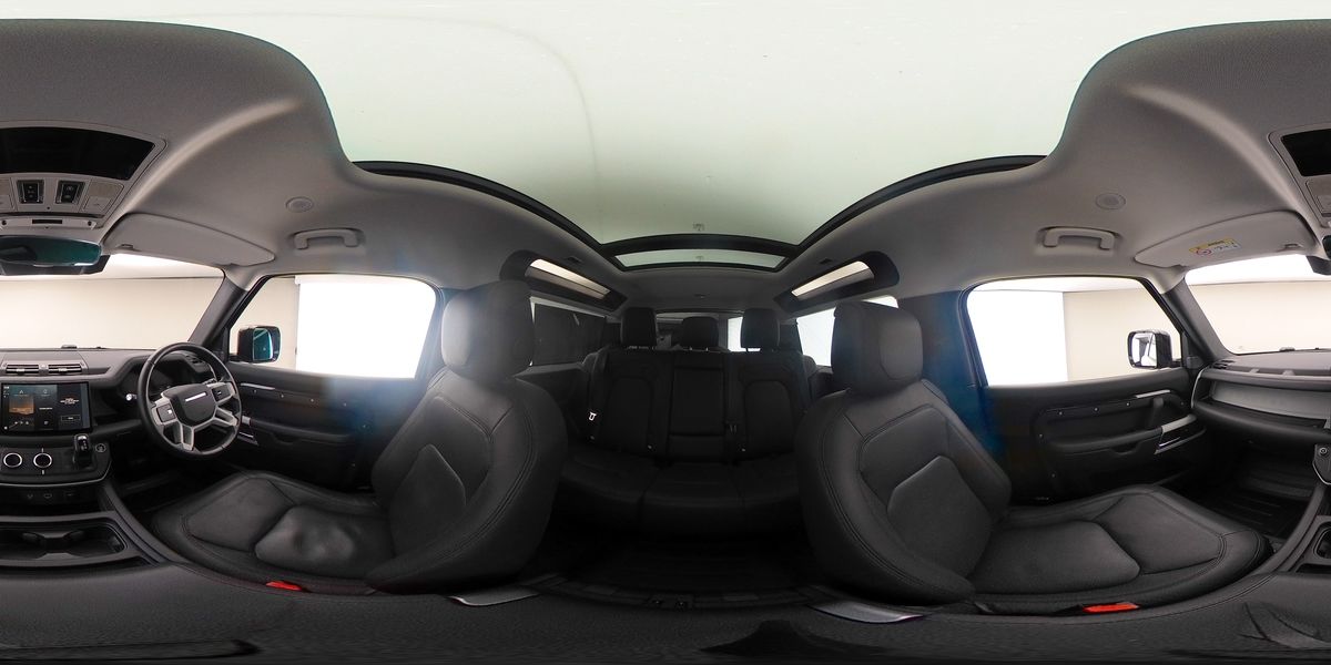 More views of Land Rover Defender 90