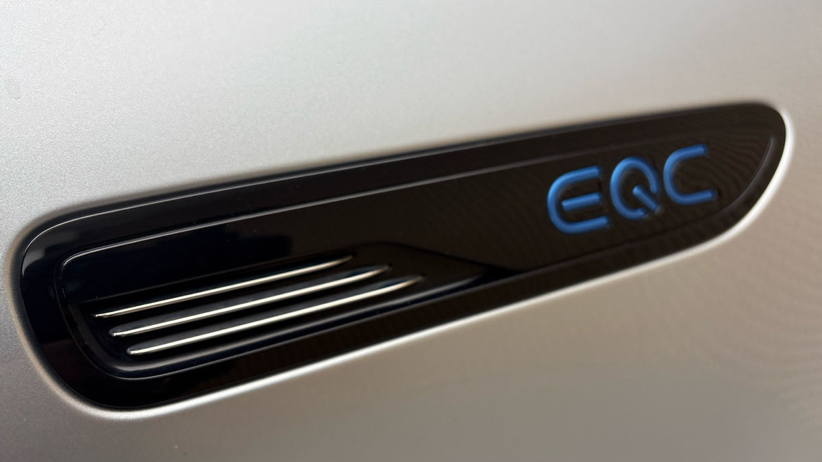 Mercedes-Benz EQC Image 27