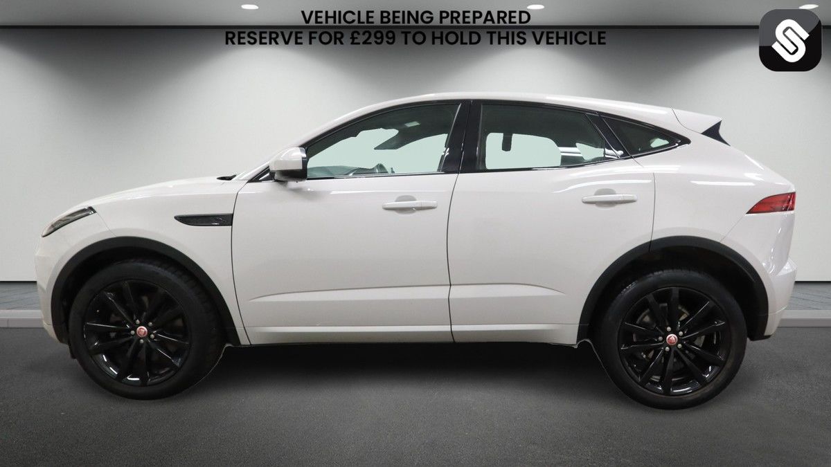 Jaguar E-PACE Image 6