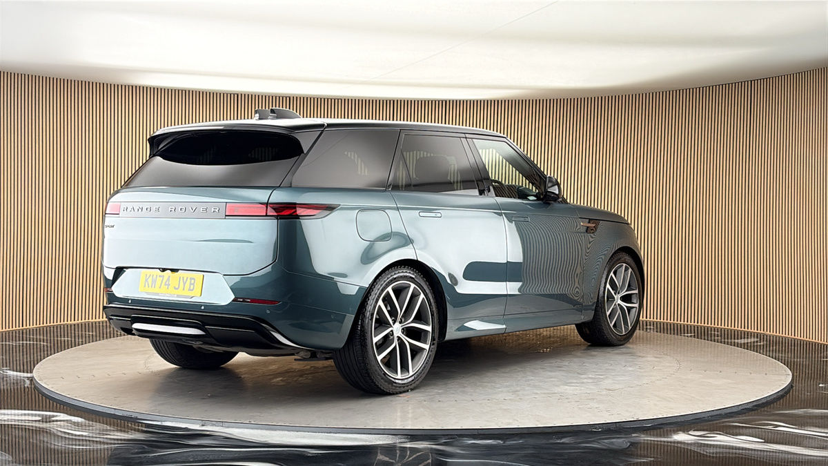 More views of Land Rover Range Rover Sport
