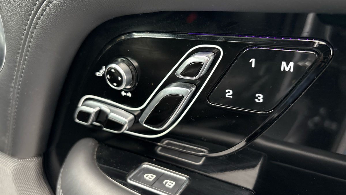 Land Rover Range Rover Image 28