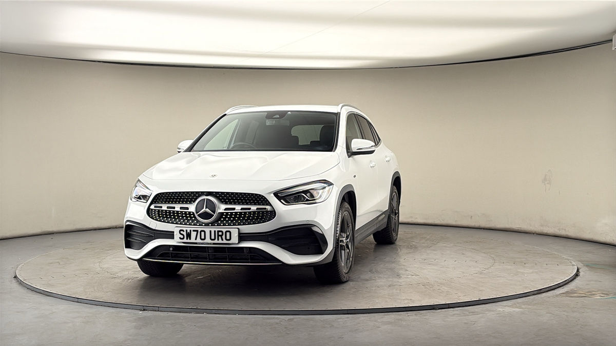 More views of Mercedes-Benz GLA