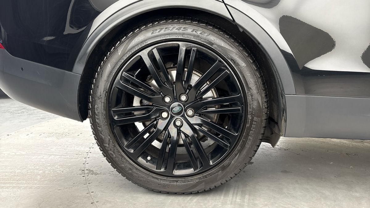 Land Rover Discovery Image 10