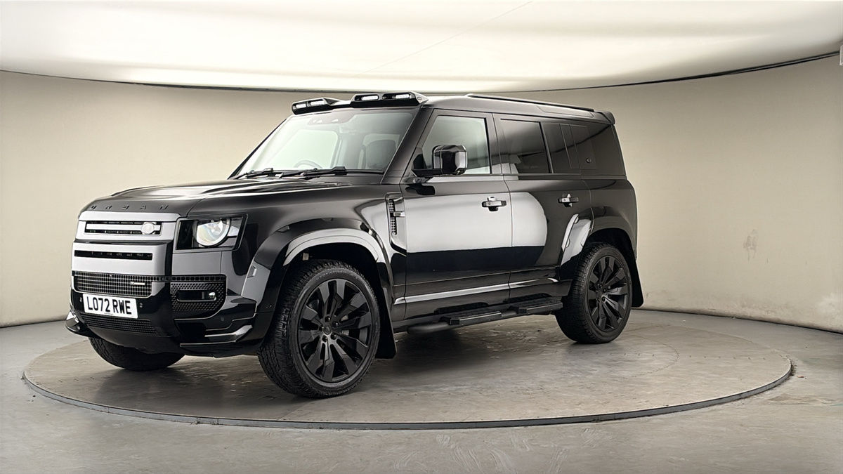 Land Rover Defender 110 Urban Image 20