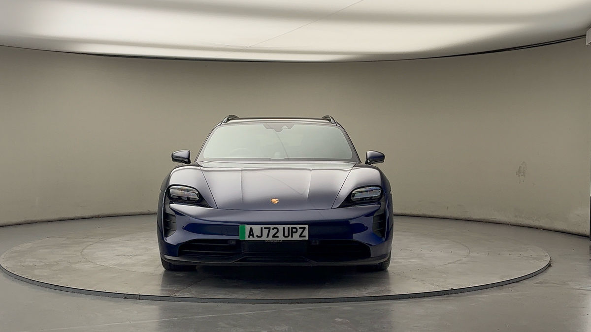 Porsche Taycan Image 4