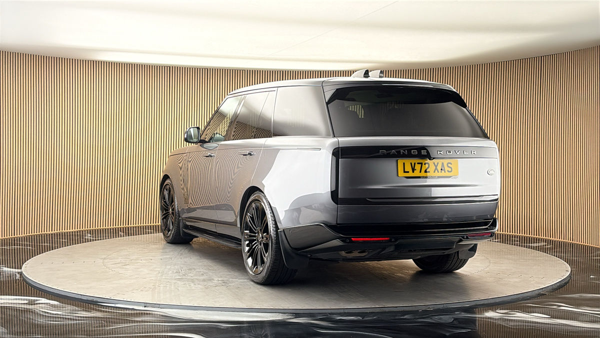 More views of Land Rover Range Rover