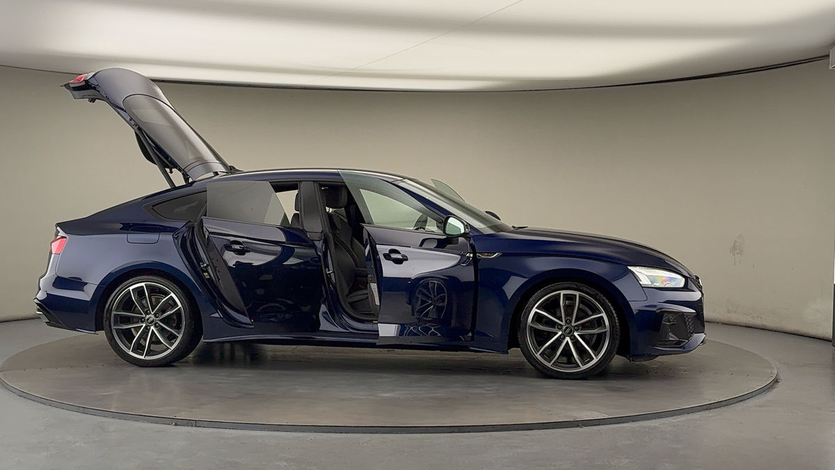 More views of Audi A5