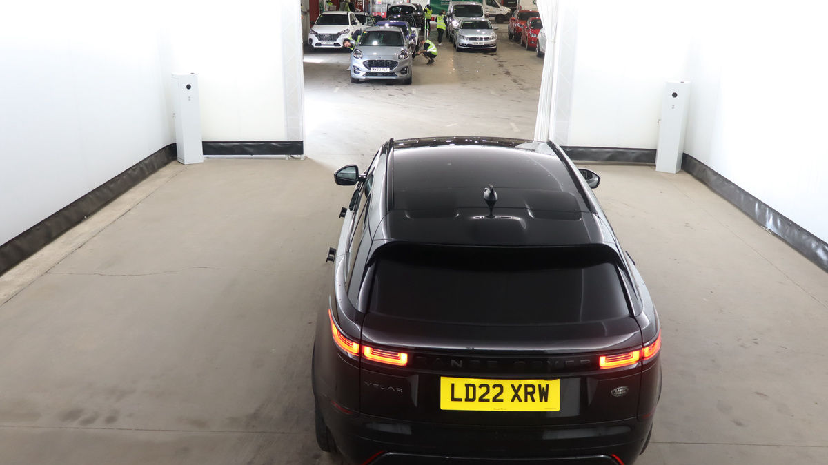Land Rover Range Rover Velar Image 8