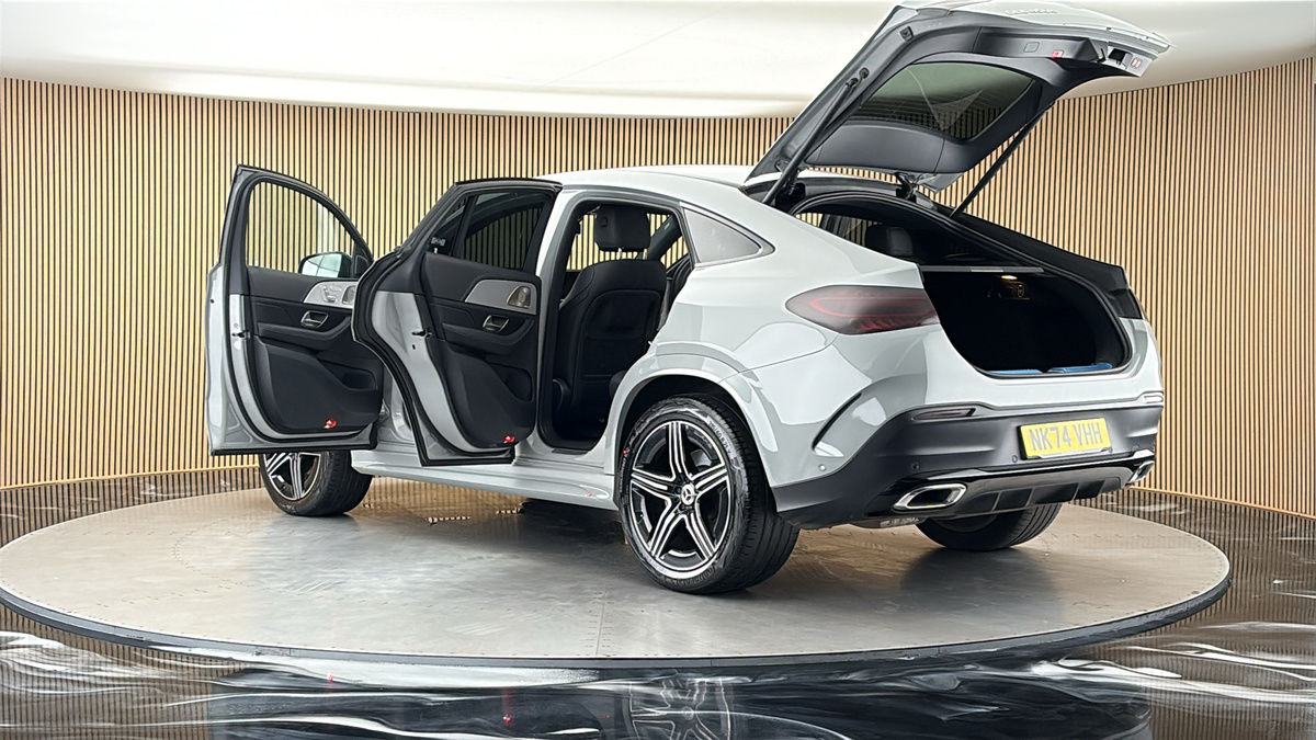 More views of Mercedes-Benz GLE