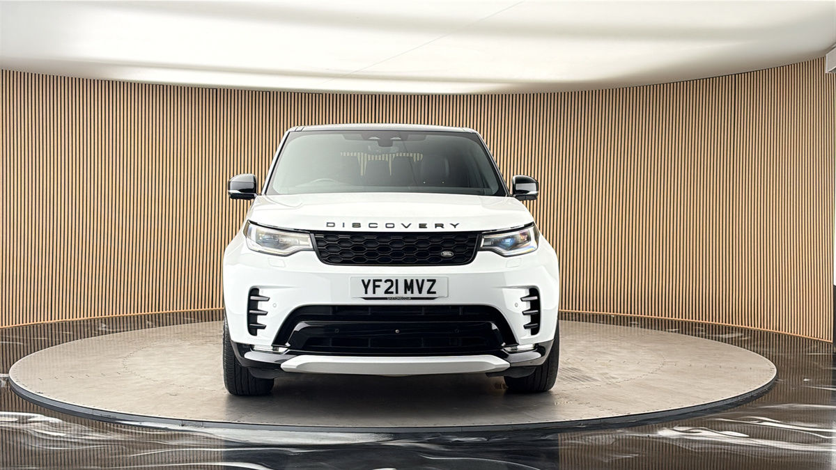 More views of Land Rover Discovery