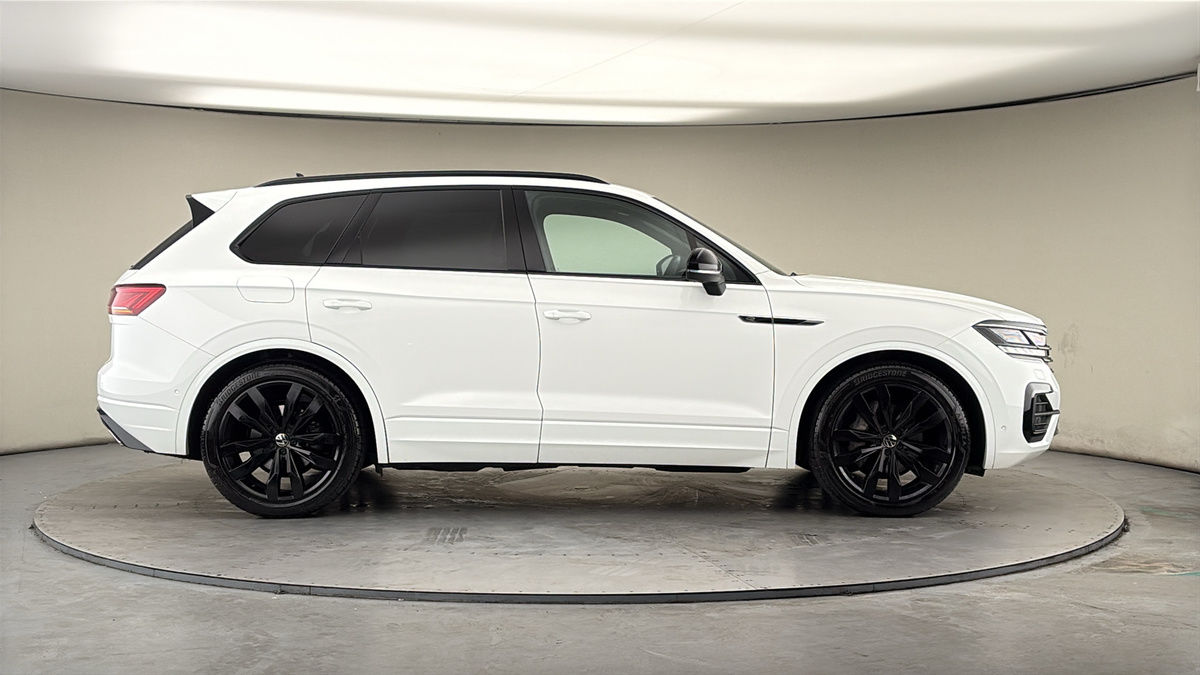 Volkswagen Touareg Image 16