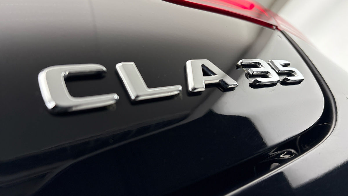 Mercedes-Benz CLA Image 34