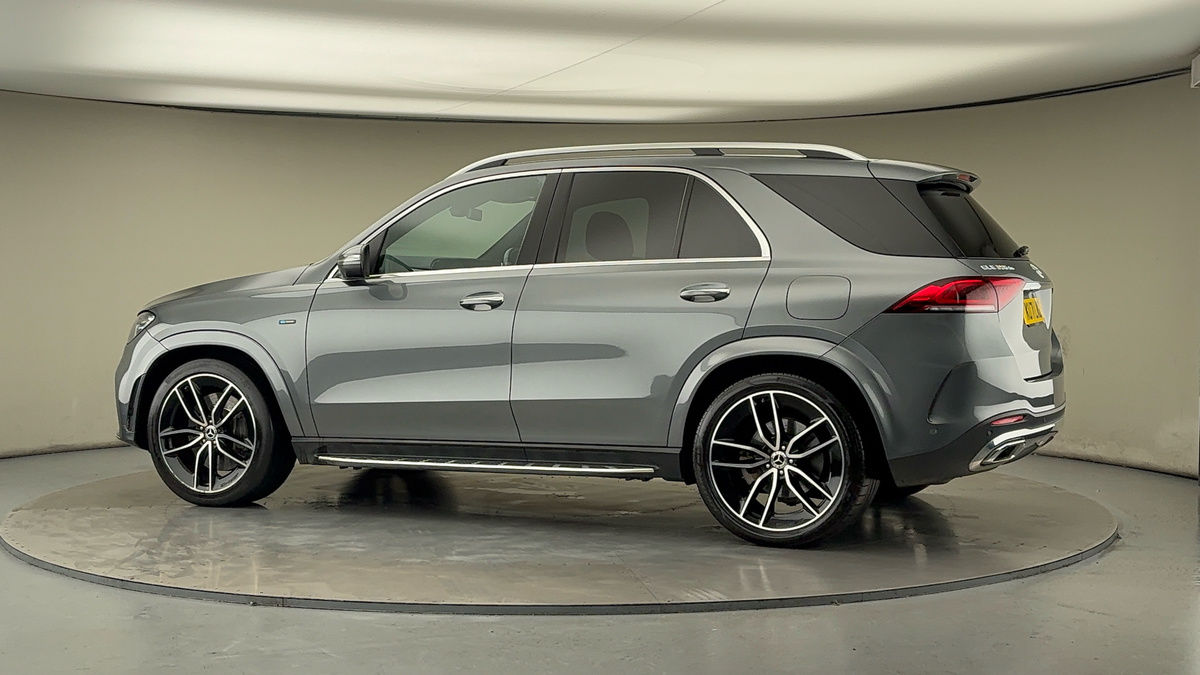 More views of Mercedes-Benz GLE