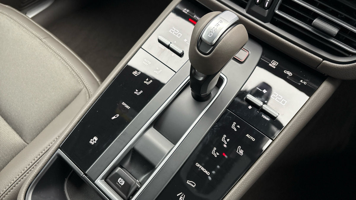 Porsche Macan Image 6