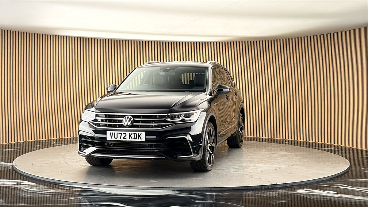 More views of Volkswagen Tiguan Allspace