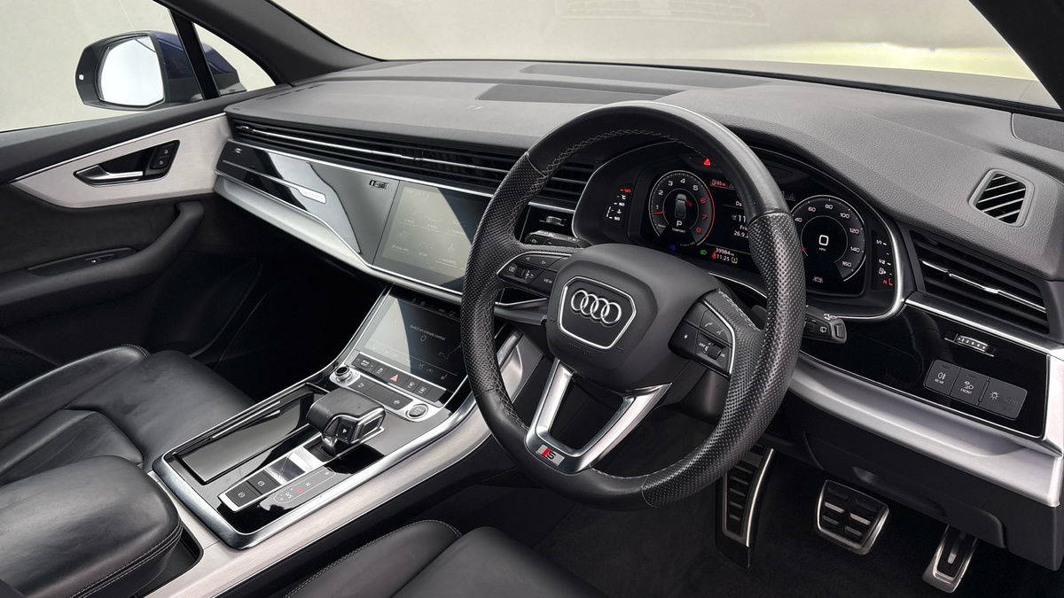 Audi Q7 Image 5