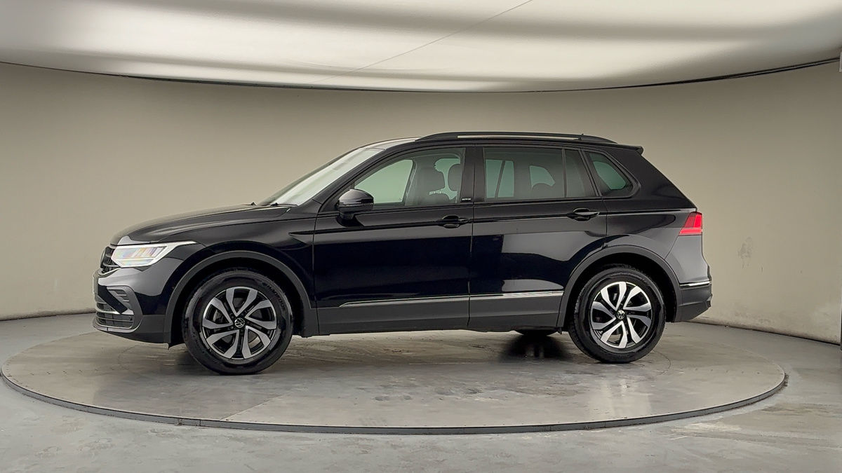 More views of Volkswagen Tiguan