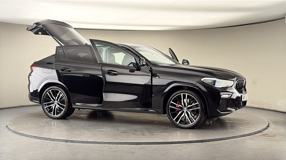 More views of BMW X6