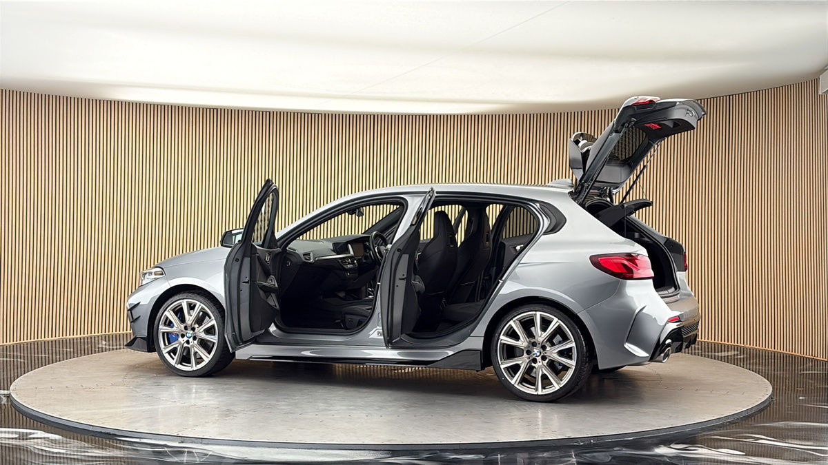More views of BMW 1 Series