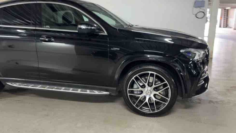 More views of Mercedes-Benz GLE